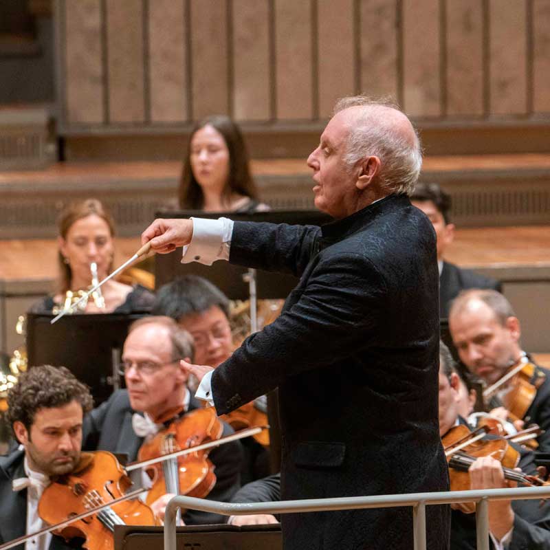 Daniel Barenboim named as first honorary conductor of Berlin