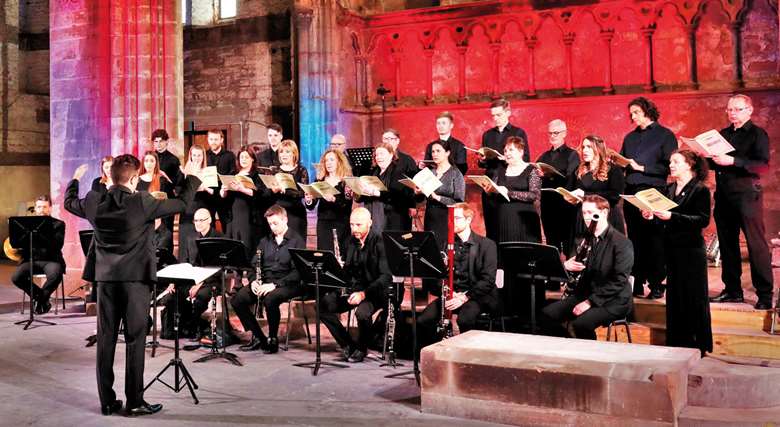 Matthew Quinn conducts Cappella Caeciliana in Bruckner’s Mass in E minor in Carlisle Memorial Church, Belfast in 2022 (photo: Vincent McLaughlin)