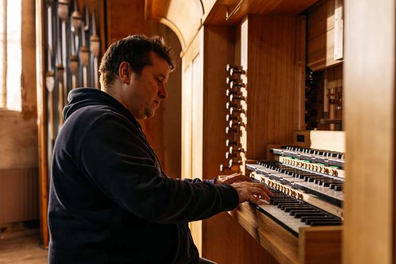 Daniel Moult and the Juliet organ (photo: Greg Milner Studio)