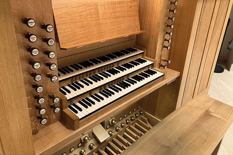 The Juliet Organ: a characteristically restrained console design from William Drake (photo: Colin Lapus)